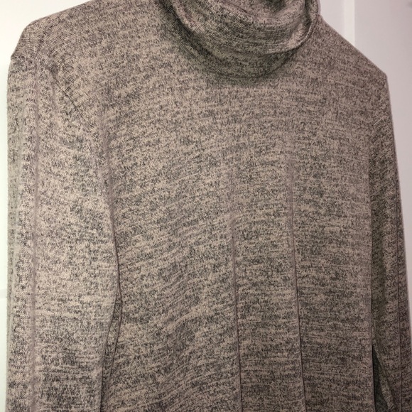 Fitted Turtleneck Top - Picture 3 of 3